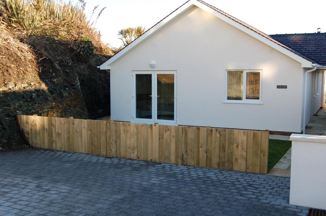 Beautiful, Modern Villa 5 Mins Walk From The Stunning Bay At Trearddur Holyhead Zewnętrze zdjęcie