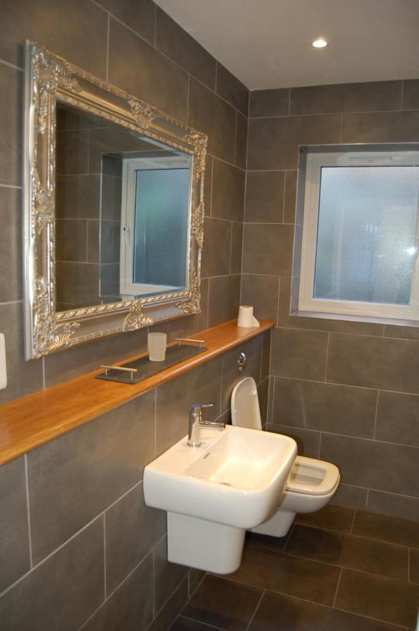 Beautiful, Modern Villa 5 Mins Walk From The Stunning Bay At Trearddur Holyhead Zewnętrze zdjęcie